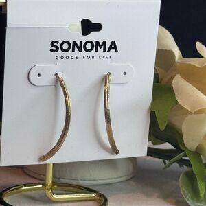 Sonoma Gold Tone Hook earrings 1.25in